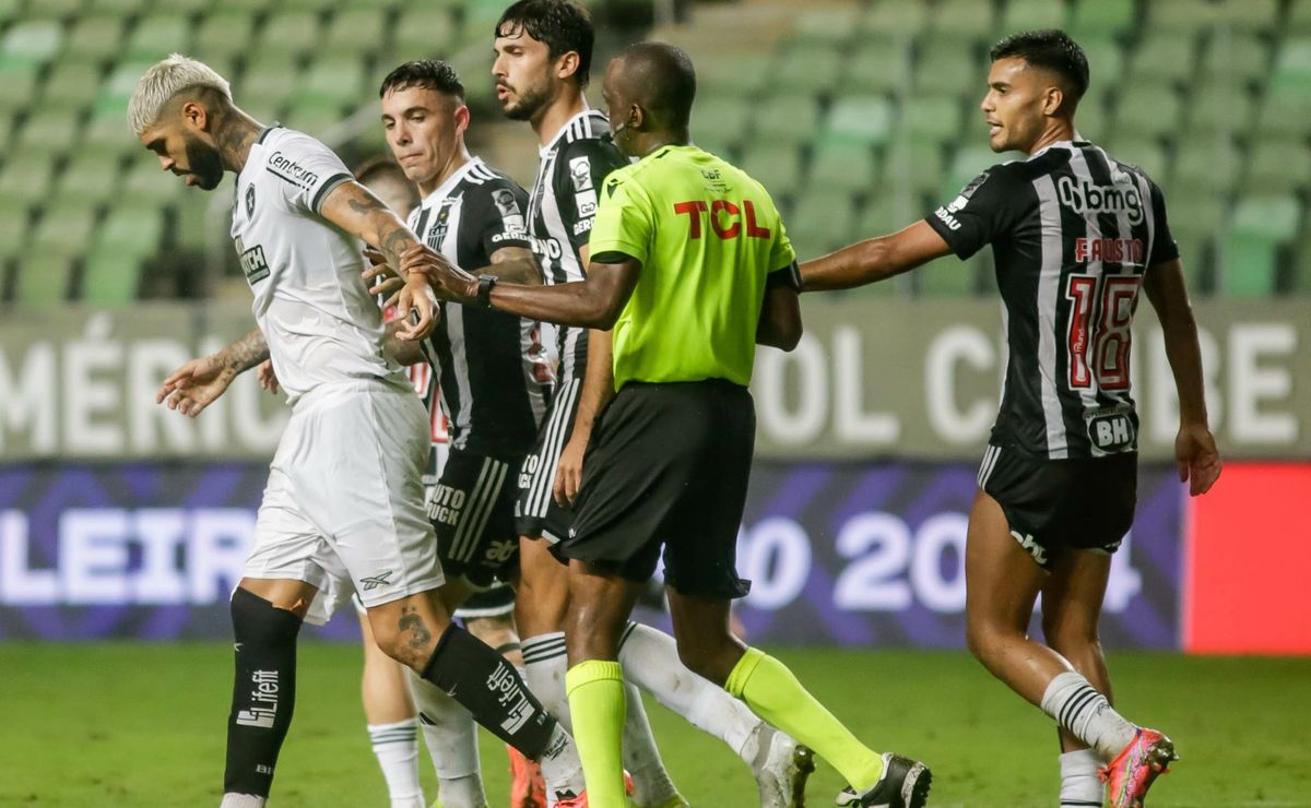 Botafogo conquista a Libertadores sobre o Galo; veja as notas