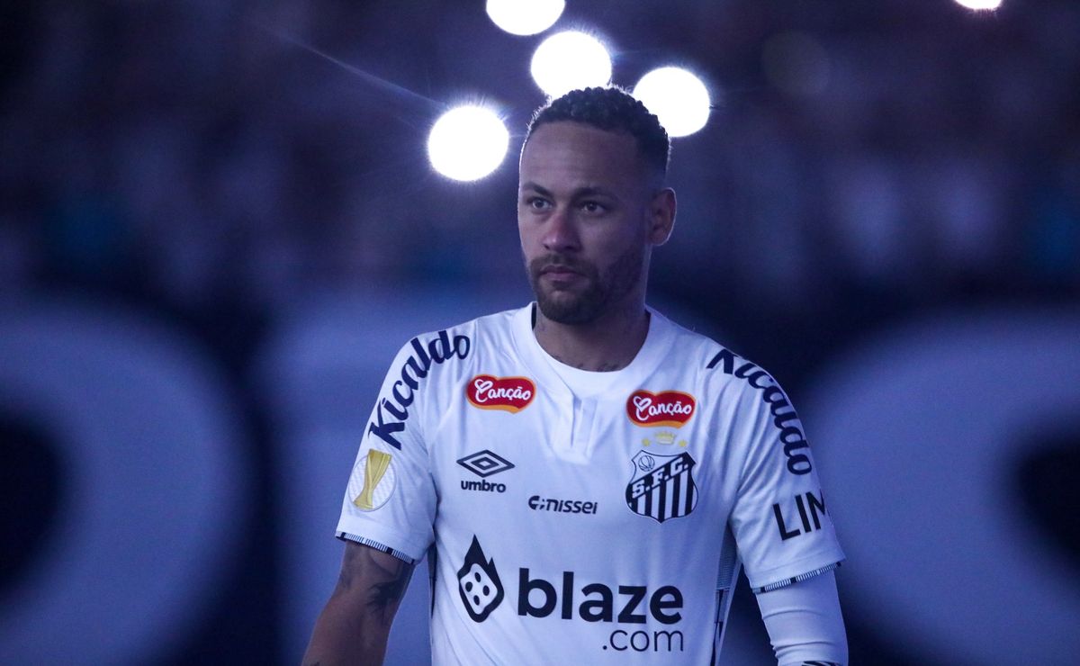 Neymar definirá o seu futuro em maio junto ao Santos; CONFIRA