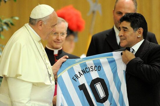 Papa Francisco era fã de futebol e admirador de Pelé