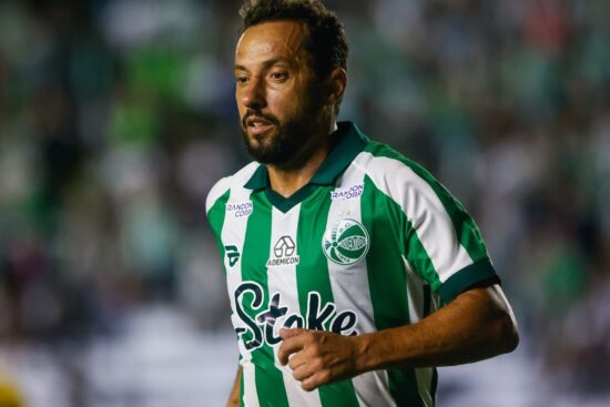 Pouco utilizado no Juventude, Nenê diz respeitar decisões: "Não controlo isso"