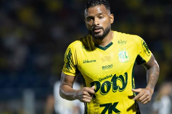 Reinaldo brilha no Mirassol e bate recorde de participações em gols na Série A