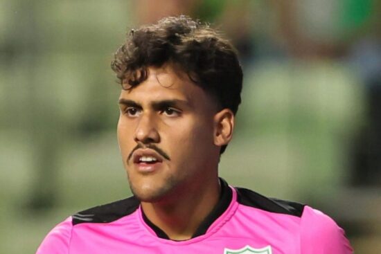 Goleiro Matheus Mendes, do Atlético-MG, pode assinar com o Grêmio