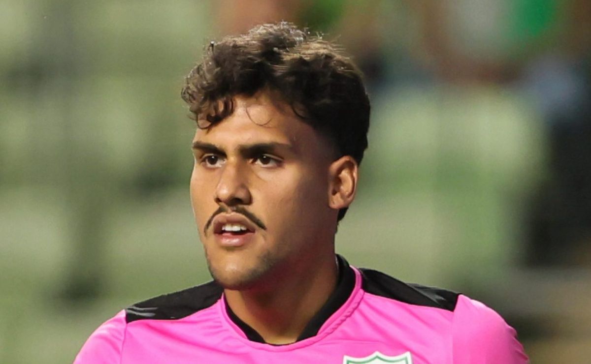 Goleiro Matheus Mendes, do Atlético-MG, pode assinar com o Grêmio