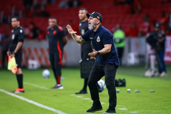 Contra São Paulo, Mirassol tenta primeira vitória fora desde fevereiro e técnico alerta: “Gigantes em sequência”