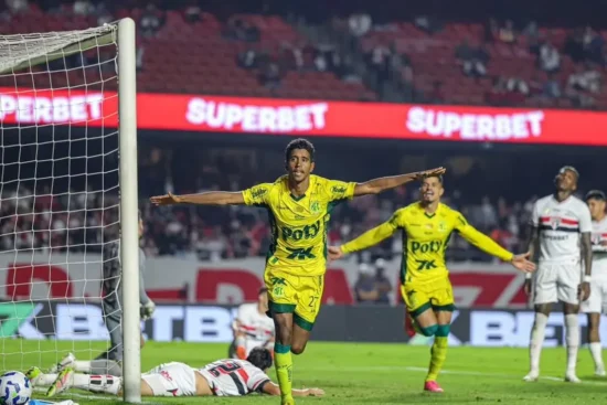 Gabriel decide contra o São Paulo e vira ídolo no Mirassol