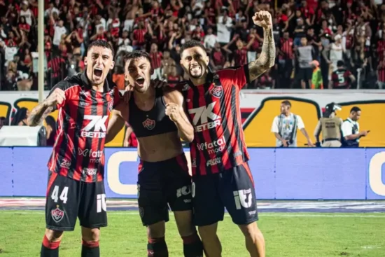 No Equador, Vitória pega a Universidad Católica mirando a classificação