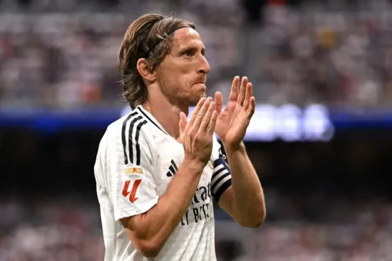 Modric recebe proposta da Arábia Saudita e sondagens do Brasil