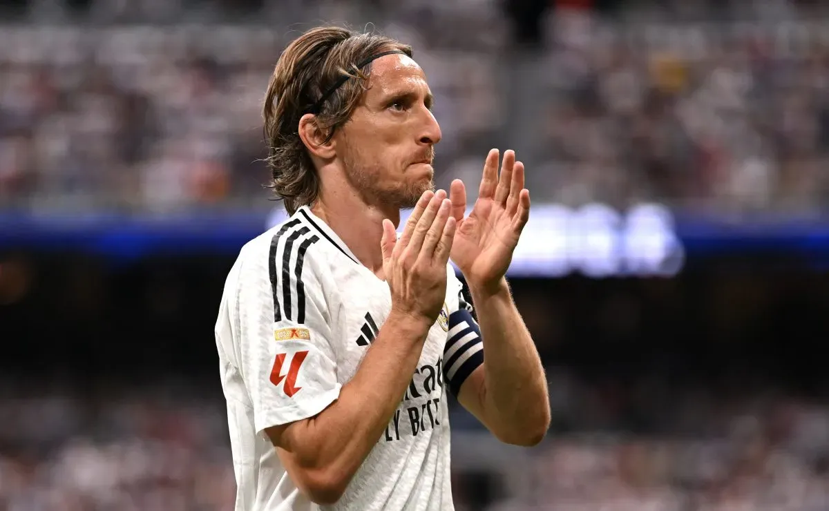 Modric recebe proposta da Arábia Saudita e sondagens do Brasil