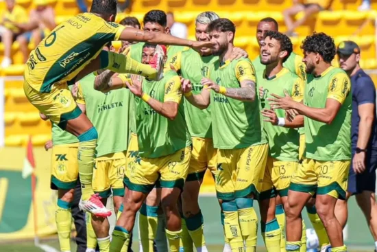 Mirassol vence Sport e entra na briga por vaga no G6