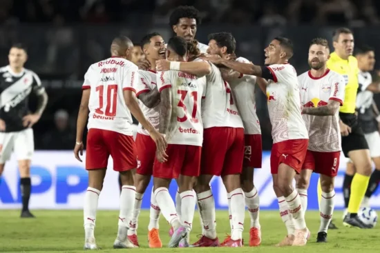 Bragantino cresce no Brasileiro e ganha moral após bater o Vasco