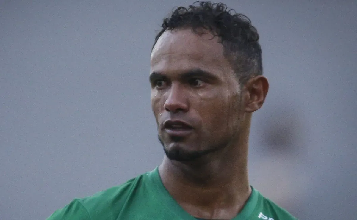 Goleiro Bruno vai atuar por time amador do RJ