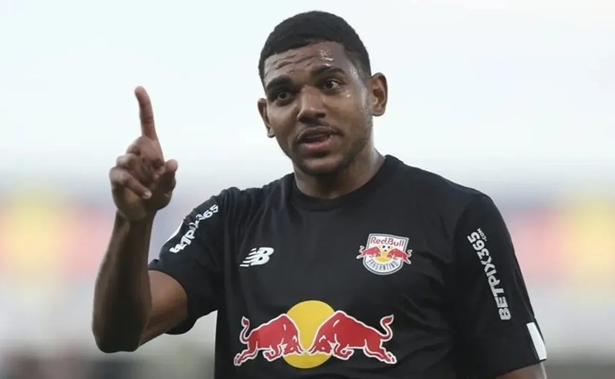 Werik Popó é emprestado pelo Bragantino ao futebol japonês