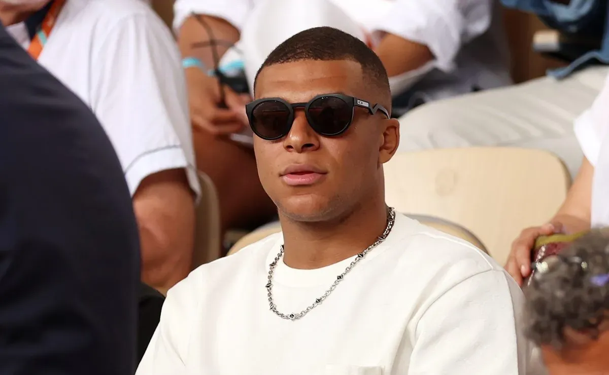 Em entrevista, Mbappé declara voto em Dembelé no Bola de Ouro