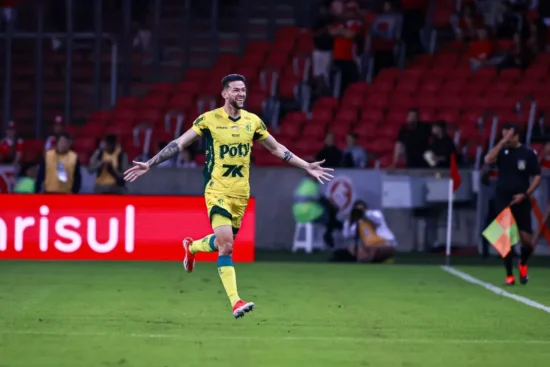 Mirassol tem três jogadores com 100% de minutagem na Série A 2025