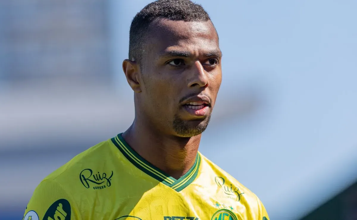 Luiz Otávio busca estreia na Série A pelo Mirassol após pausa