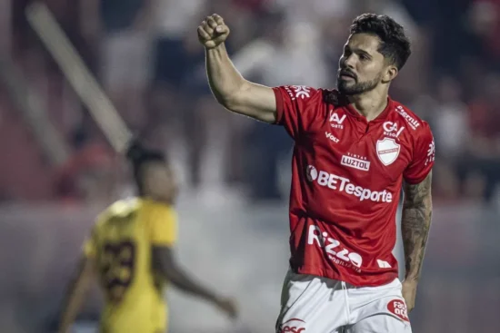 Mirassol anuncia atacante Alesson, ex-Vila Nova e vice-artilheiro da Série B