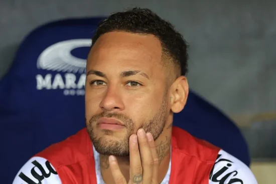 Ancelotti chama Neymar na salinha e faz pedido inusitado a atacante do Santos