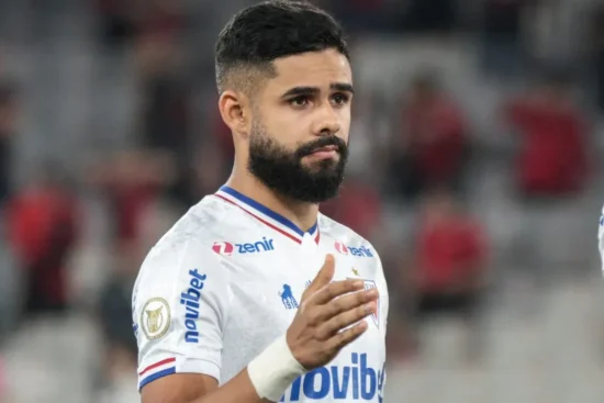 Mirassol anuncia Felipe Jonatan, lateral com mais de 200 jogos pelo Santos