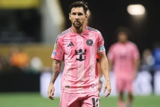 Barcelona quita dívida de R$ 310 milhões com Lionel Messi