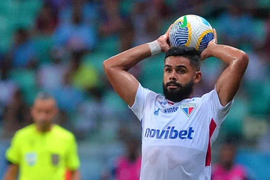 Felipe Jonatan chega ao Mirassol e vira sombra de Reinaldo