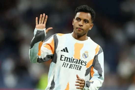 Sem espaço no Real Madrid, craque brasileiro pode ser parceiro de Cristiano Ronaldo