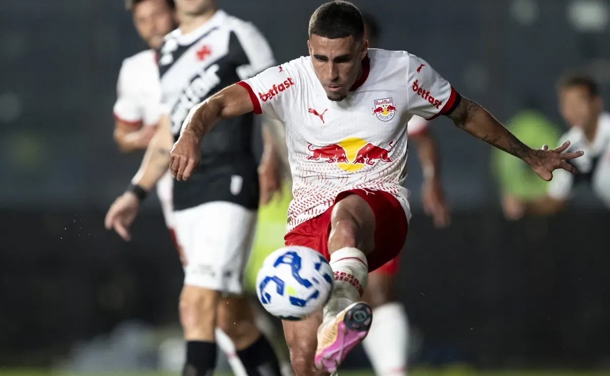 Gabriel enfrenta o Corinthians pela 1ª vez após saída e quer Bragantino firme