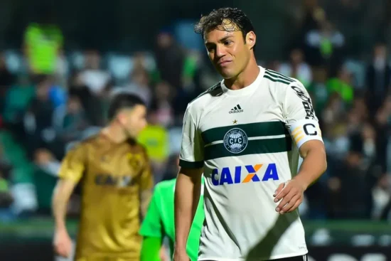 Kléber Gladiador, ex-Palmeiras e Cruzeiro, tem prisão decretada e motivo chocante é revelado