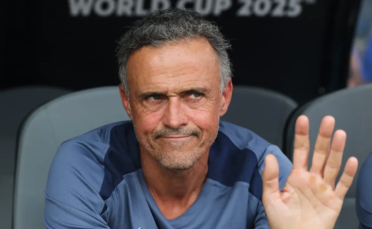 Luis Enrique aprova e PSG contrata ex-Palmeiras que jogou com Endrick na base