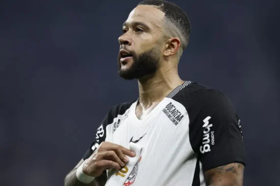 Memphis Depay não será mais jogador do Corinthians após jogos contra o Palmeiras na Copa do Brasil