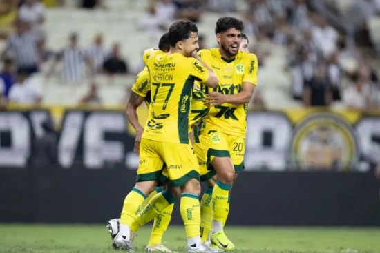 Mirassol se destaca no Brasileirão 2025 e recebe elogios do jornal AS, da Espanha