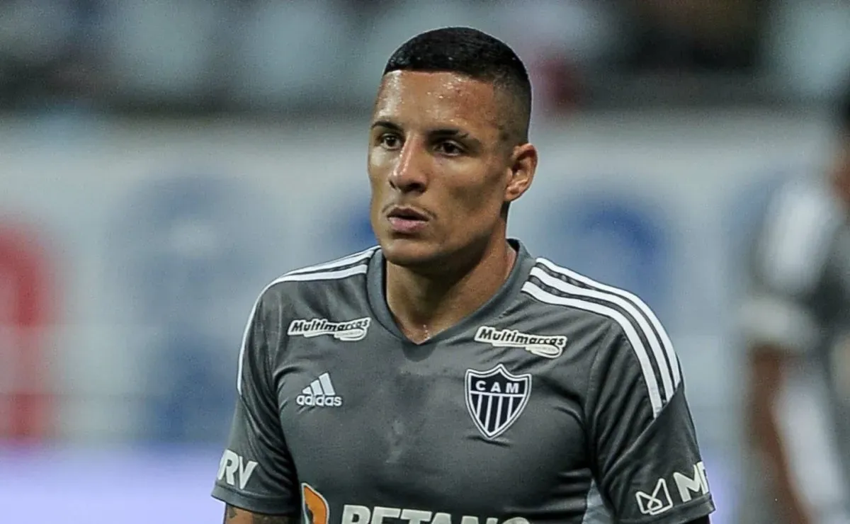 Guilherme Arana só sairá do Atlético Mineiro por R$ 100 milhões