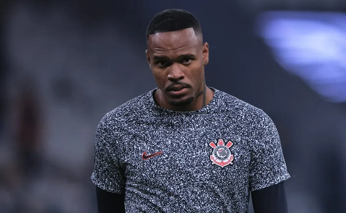 Carlos Miguel quer permanecer na Europa, e vê futebol brasileiro como plano B