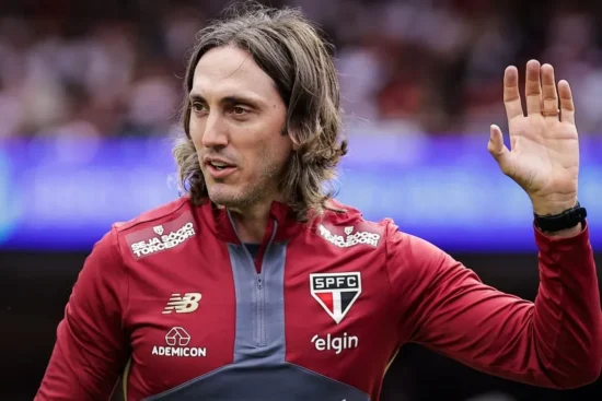 Santos consulta Zubeldía e pode fechar com ex-São Paulo