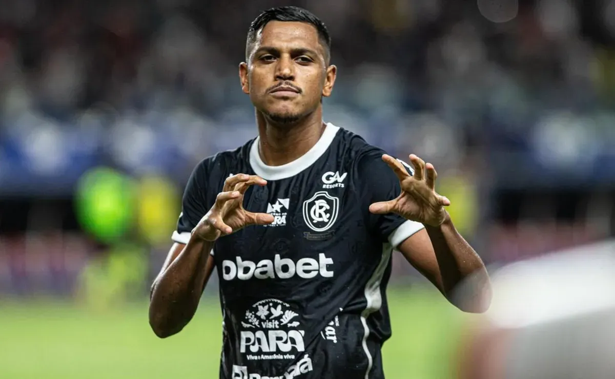 Remo e Criciúma se enfrentam por vaga no G4 da Série B