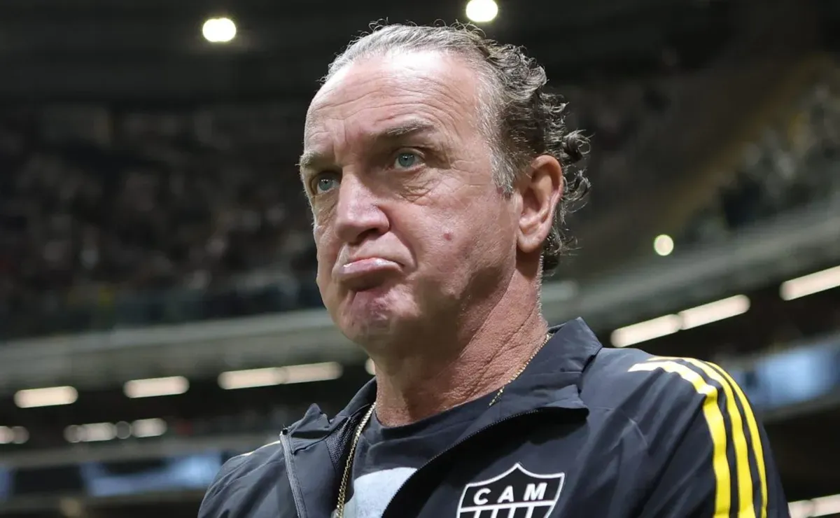Aproveitamento de Cuca no Atlético Mineiro em 2025 é 23,5% menor que o Galo de 2021