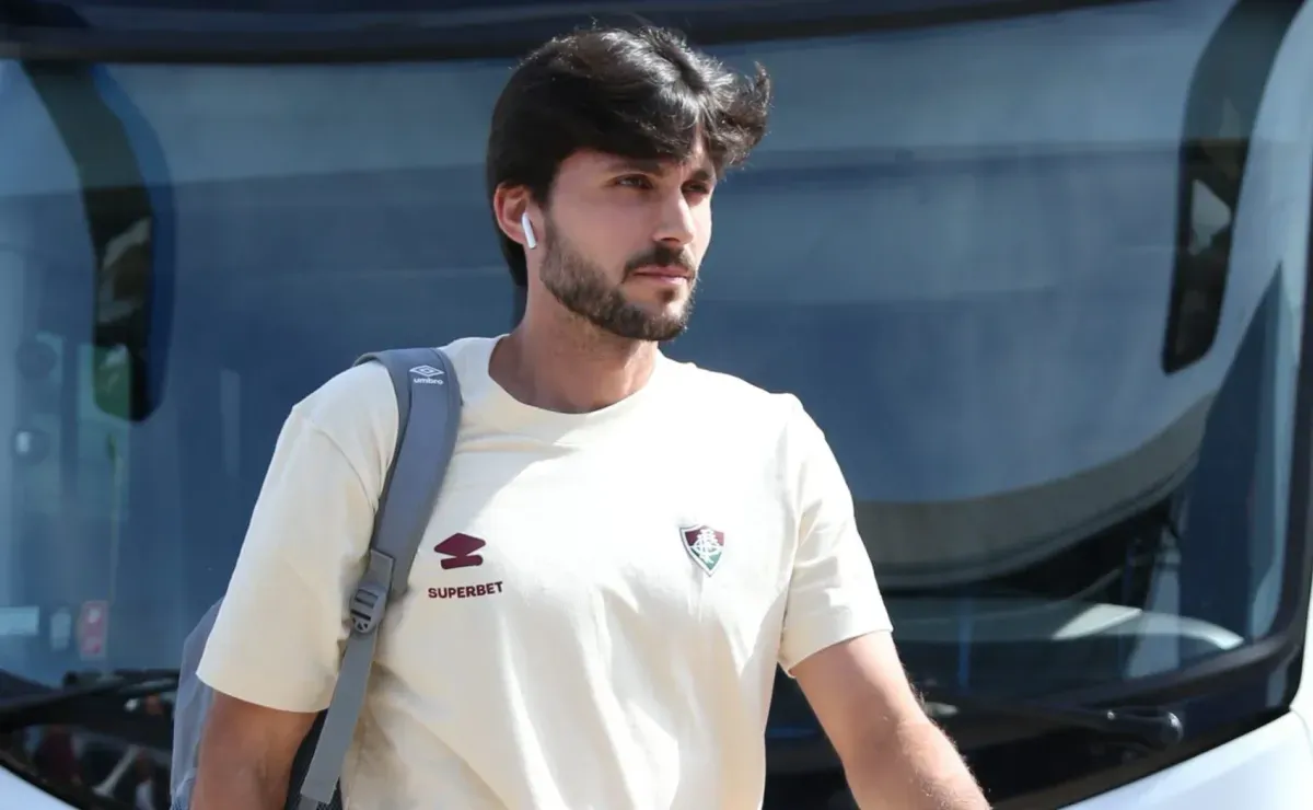 Zagueiro pode chegar ao Fluminense nas últimas horas da janela