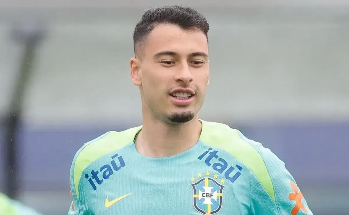 Martinelli projeta Mundial e comenta responsabilidade histórica